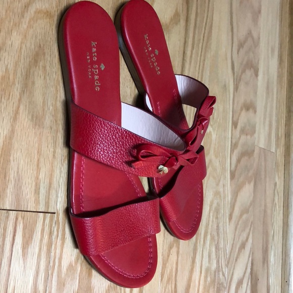 Kate Spade Red Sandals NWOT - Picture 3 of 4
